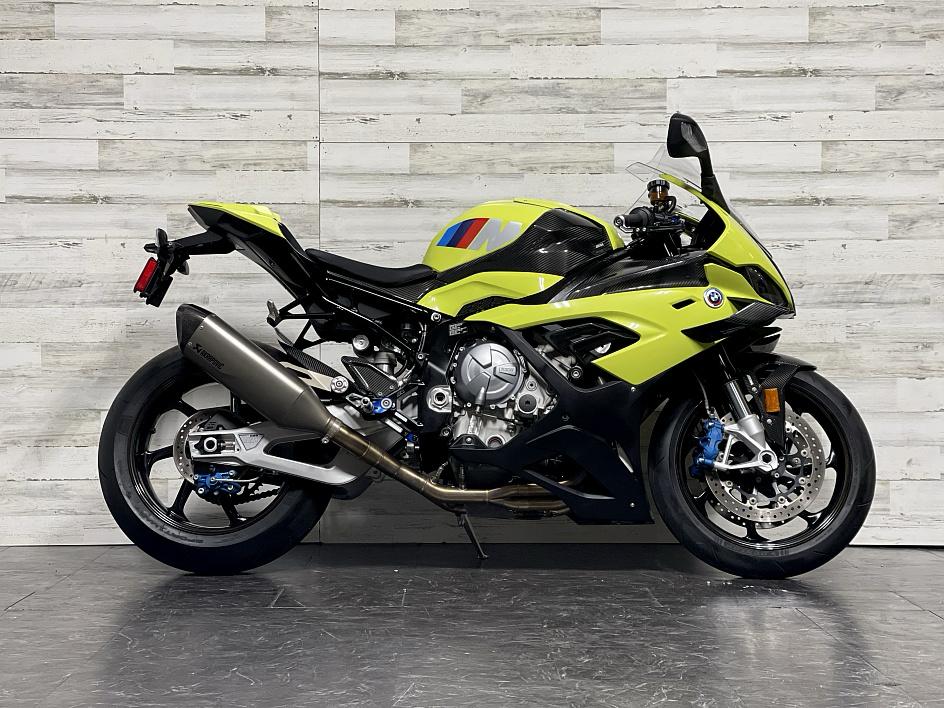 2022 BMW M1000RR 